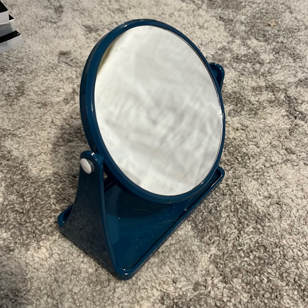 Target Mainstays brand tiny mirror